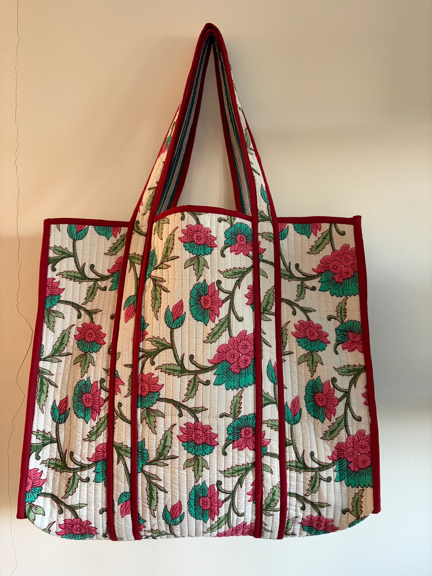 White Block Print Cotton Quilted Tote Bag – Handmade Tote with floral design and red accents.