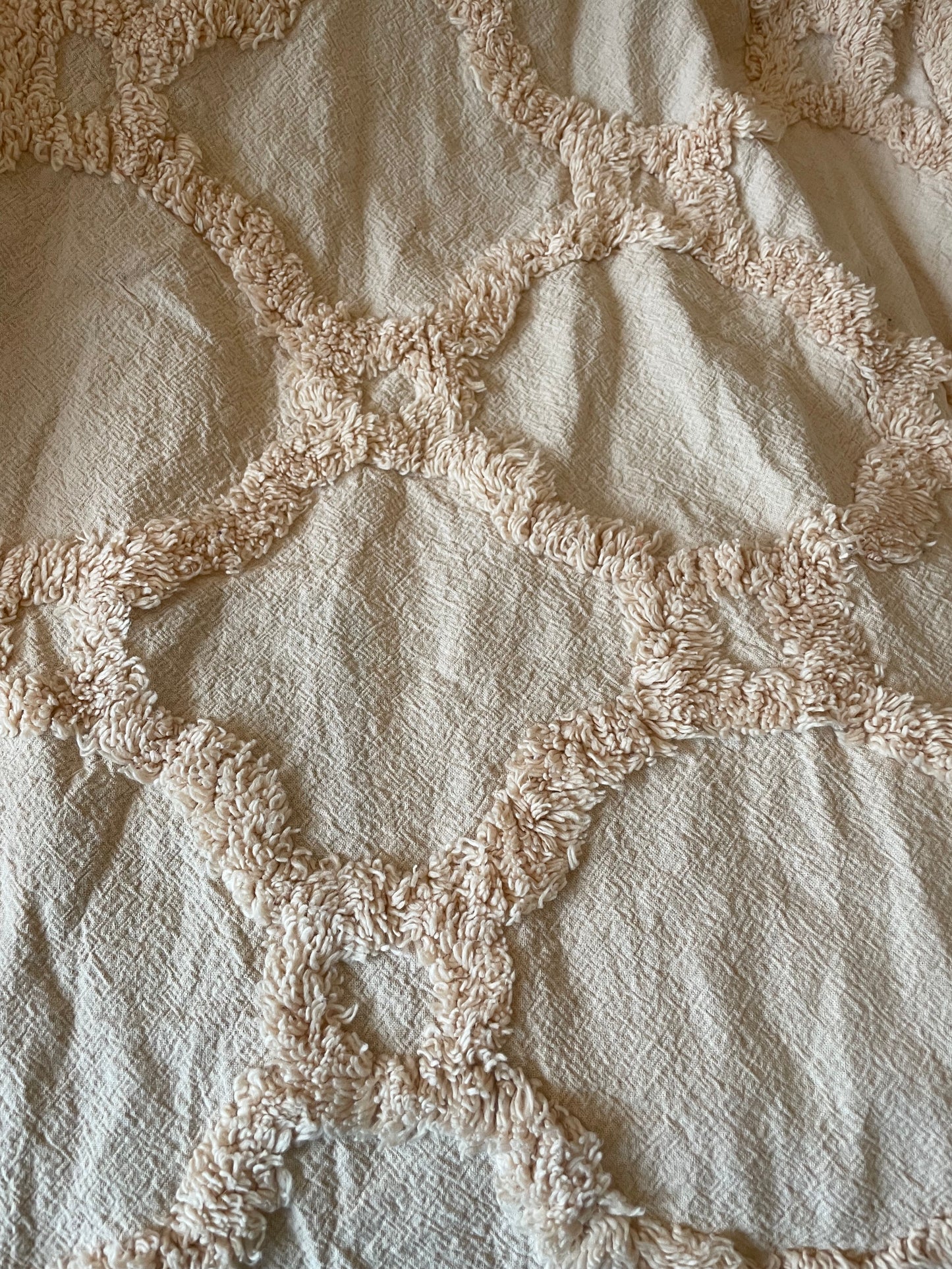 off White Cotton throw with geometric pattern