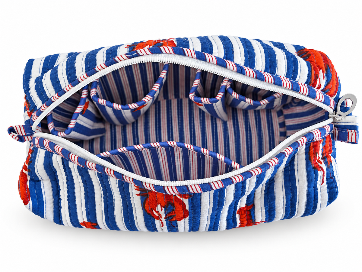 Cotton quilted wash bag