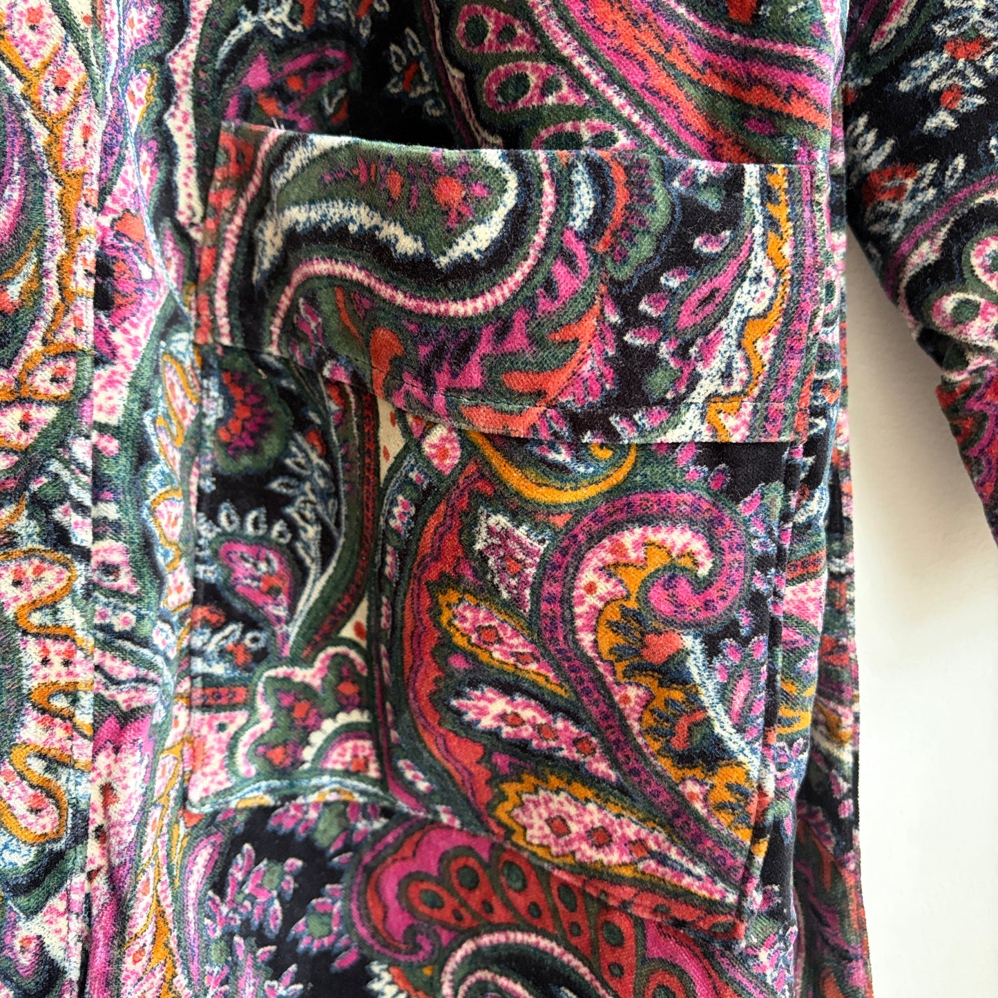 Paisley pattern printed Velvet Bath Robe 