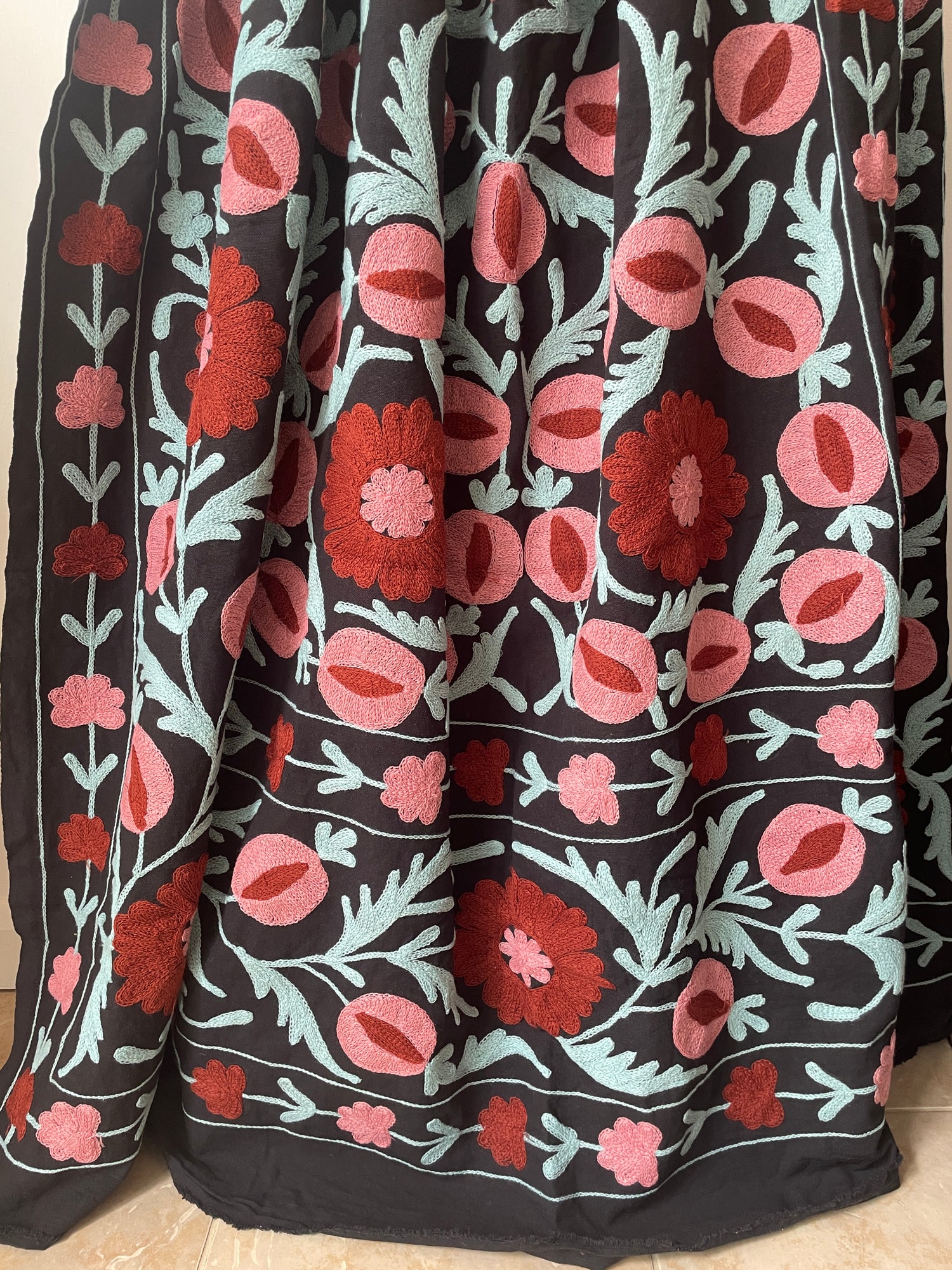 Suzani Embroidery Bedcover/ Cotton Suzani Throw
