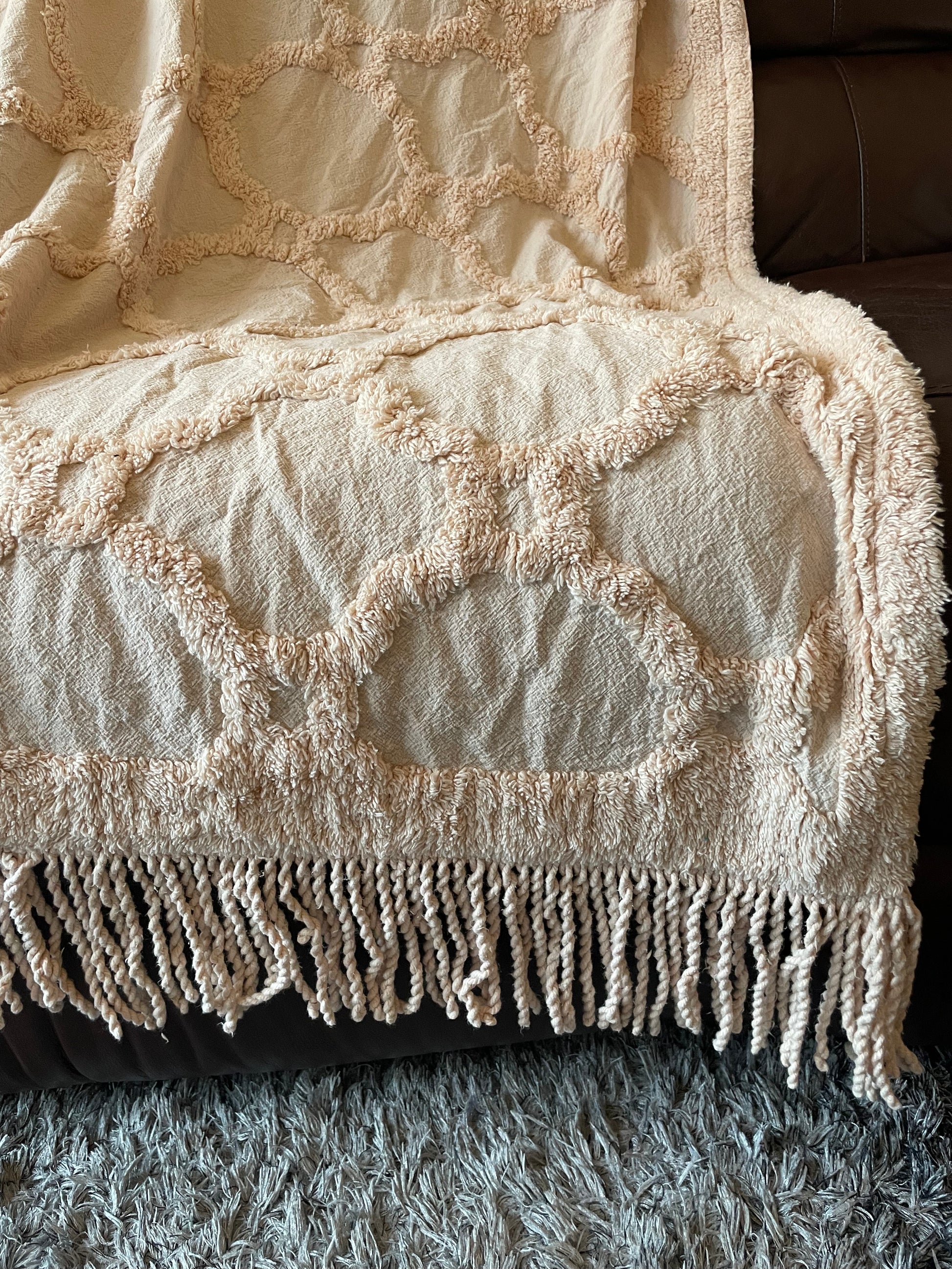 off White Cotton throw with geometric pattern 