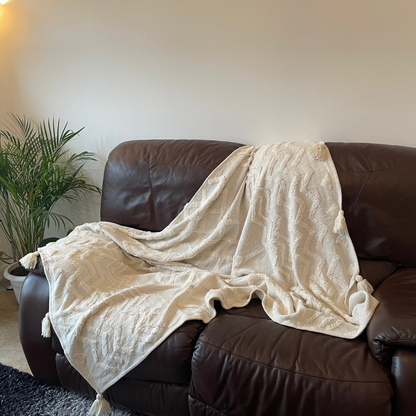 off White Cotton throw with geometric pattern 