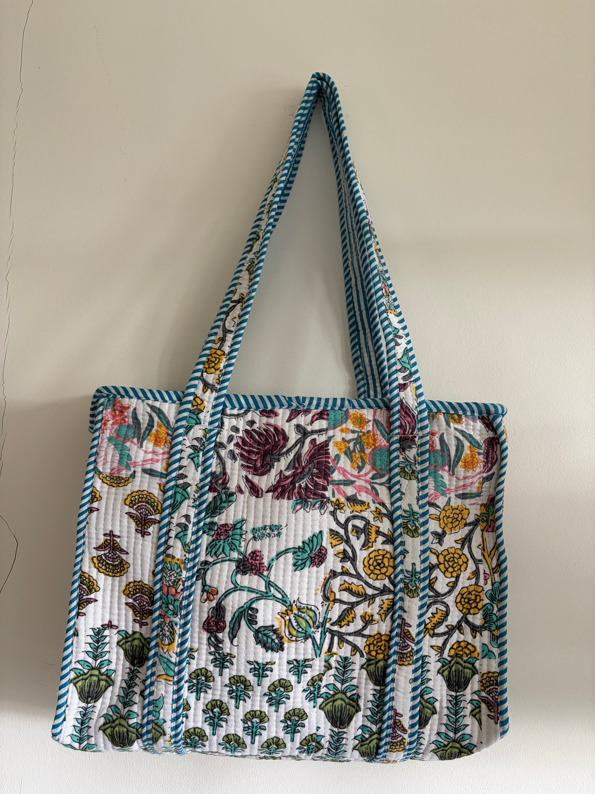 White cotton quilted tote bag UK handle detail lightweight tote
