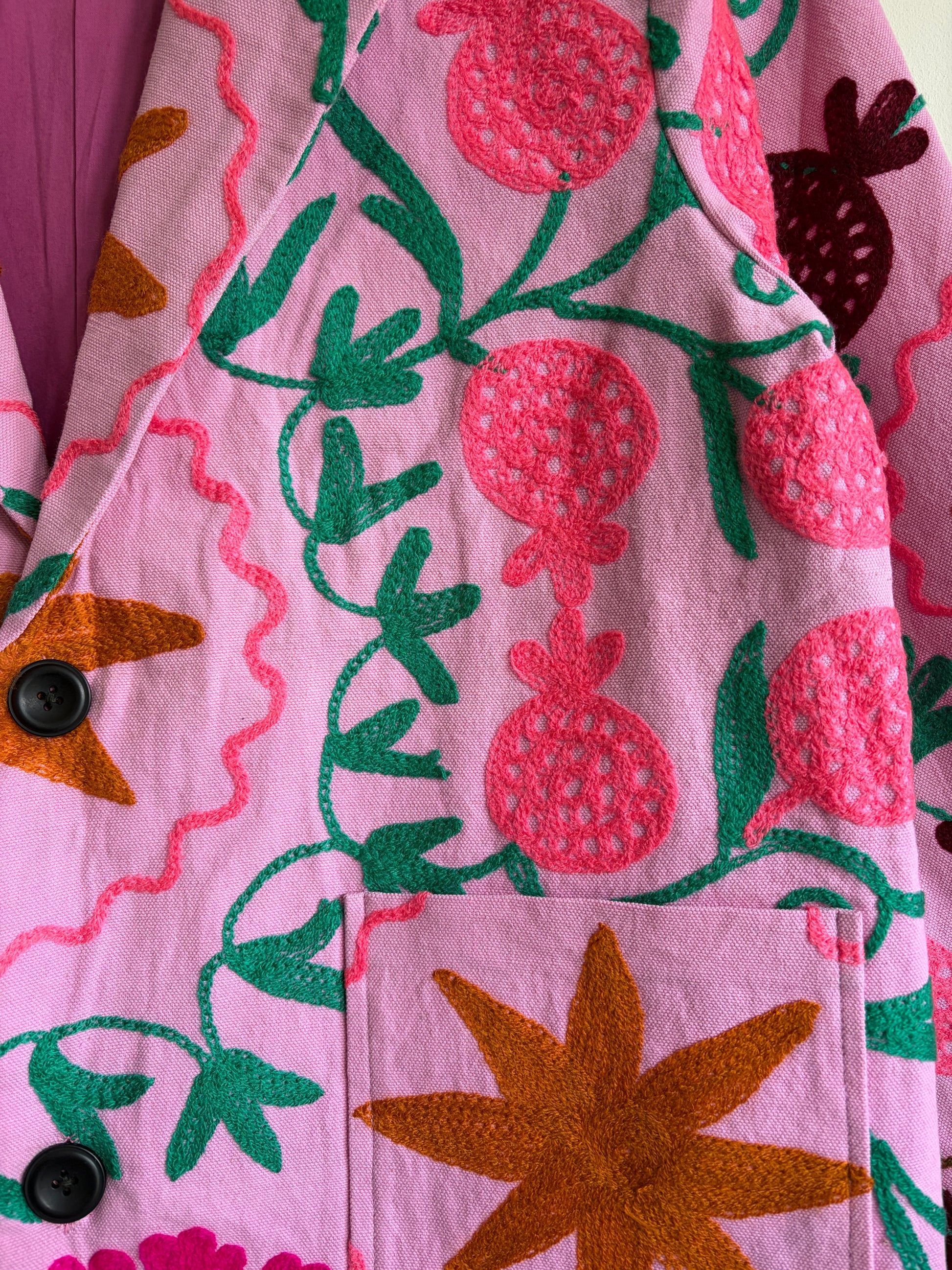 Suzani Floral Blazer with embroidered pomegranate and star patterns.
