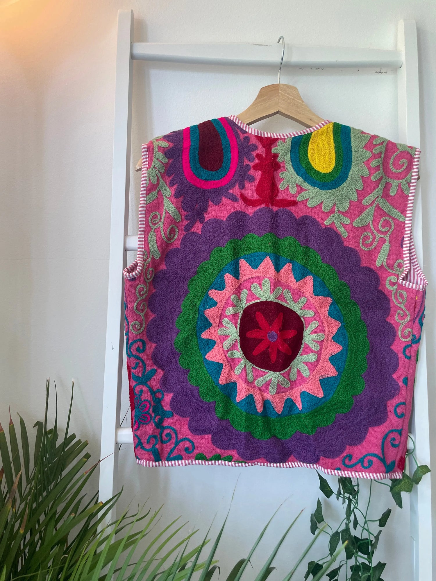 Suzani Embroidery Vest Artofakind