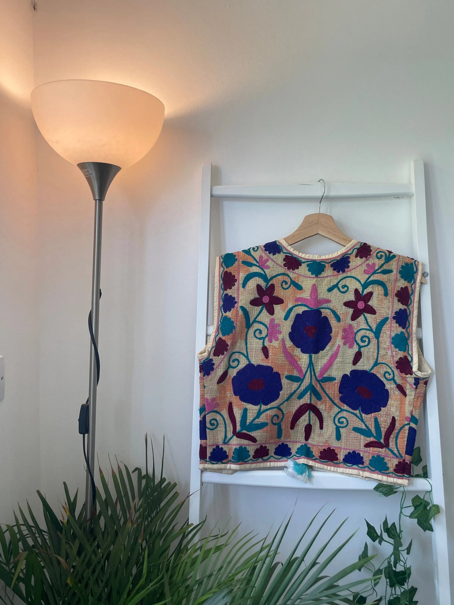 Vintage Kantha Suzani Embroidery Gilet Artofakind